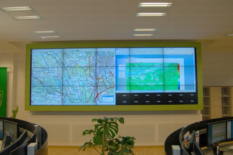 Seamless videowall installations